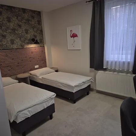 Marcus Aparthotel *